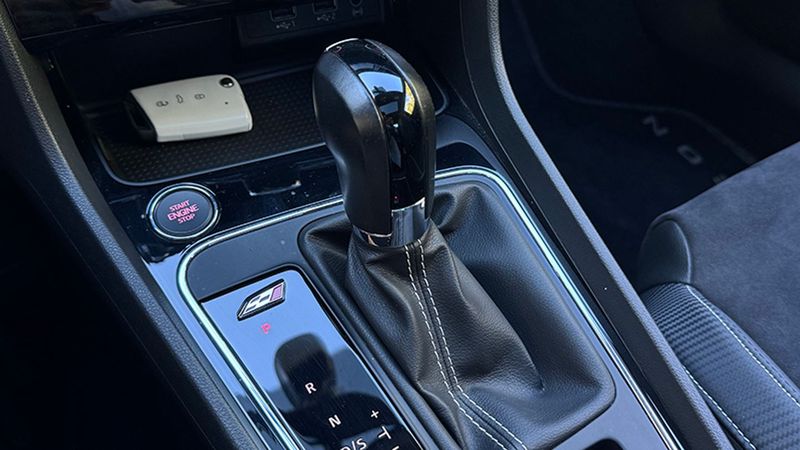 Seat Leon • 2018 • 54,026 km 2