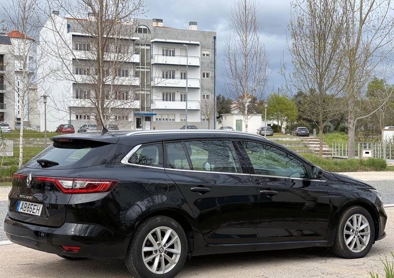 Renault Mégane • 2016 • 120,000 km 5
