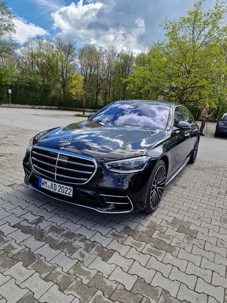 Mercedes-Benz S-Class • 2022 • 43,000 km 7