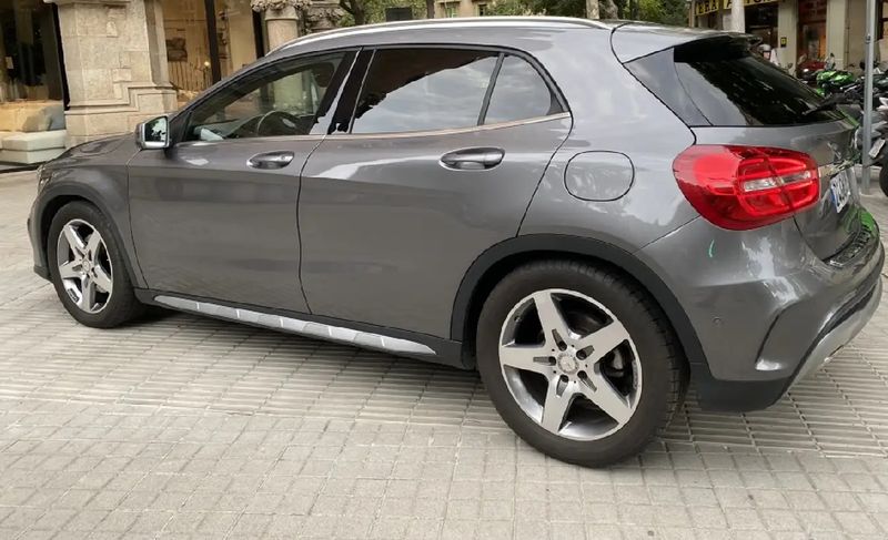 Mercedes-Benz GLA-Class • 2016 • 59,000 km 9