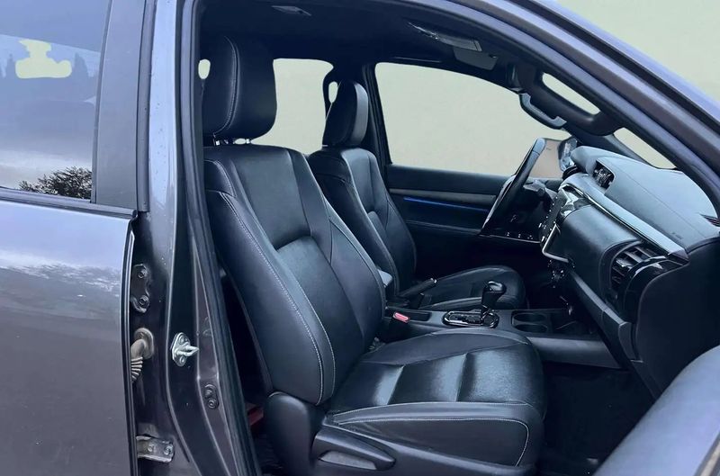 Toyota Hilux • 2022 • 101,000 km 13