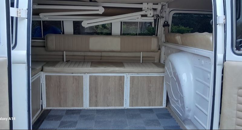 Volkswagen Vanagon • 1974 • 94,520 km 5