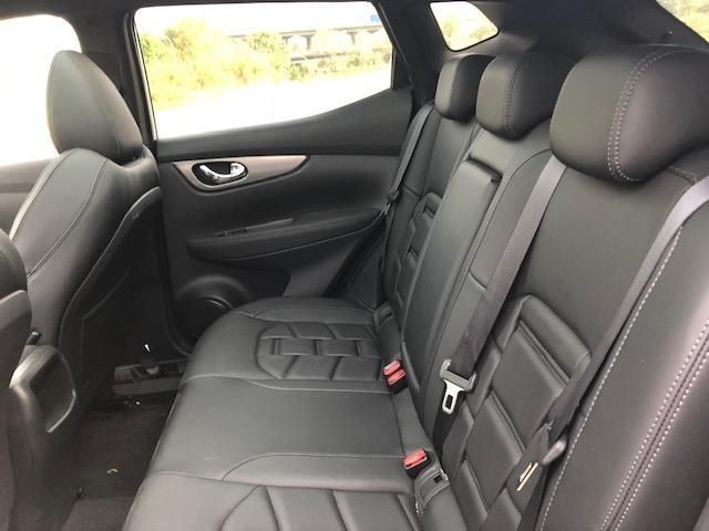 Nissan Qashqai • 2017 • 93,500 km 10