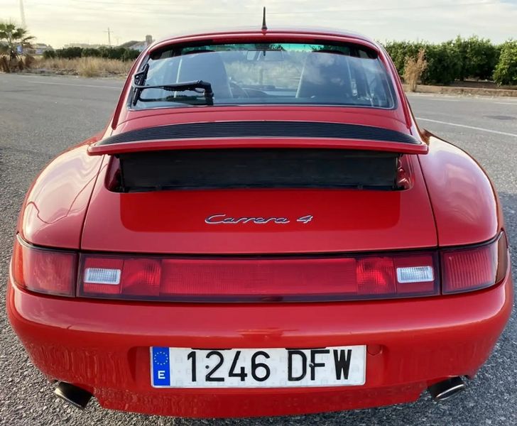 Porsche 924 • 1995 • 138,000 km 12