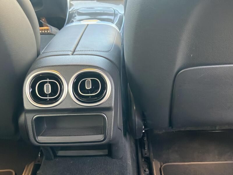 Mercedes-Benz C-Class • 2023 • 85,051 km 30