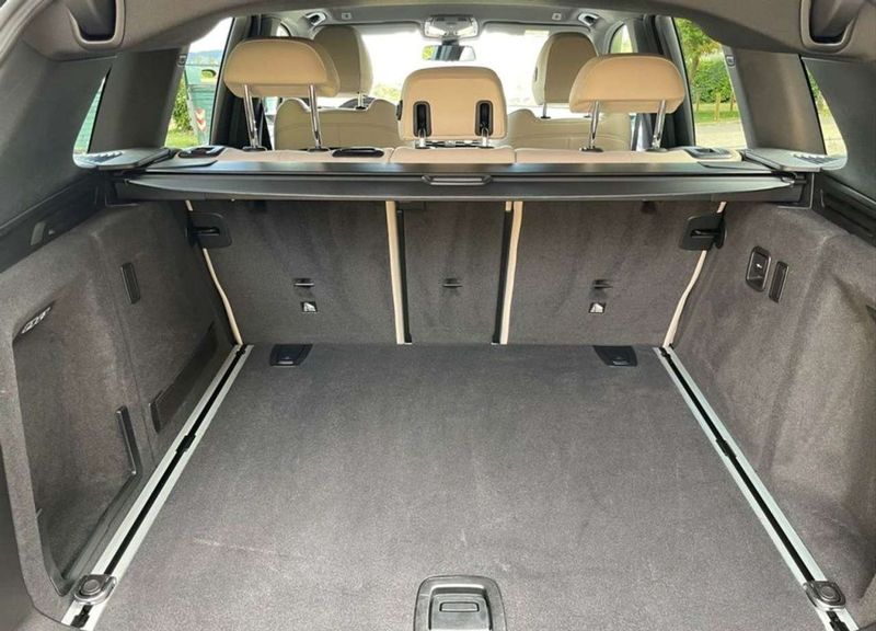 BMW X3 • 2018 • 112,000 km 9