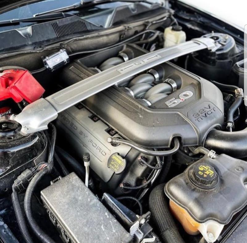 Ford 350 • 2014 • 3 km 6