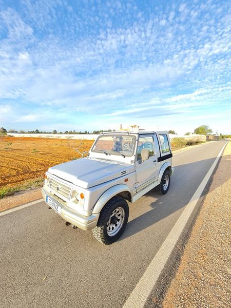 Suzuki Samurai • 1999 • 120,000 km 7