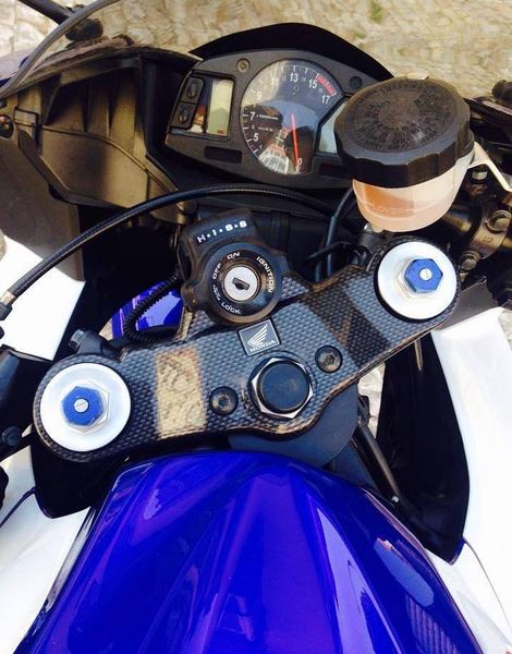 Honda cbr-600rr • 2007 • 17,000 km 4