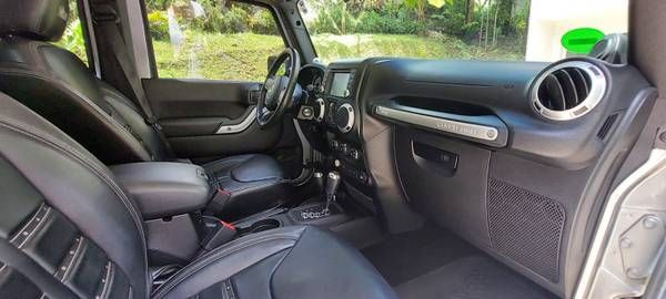 Jeep Wrangler • 2013 • 27,356 mi 2