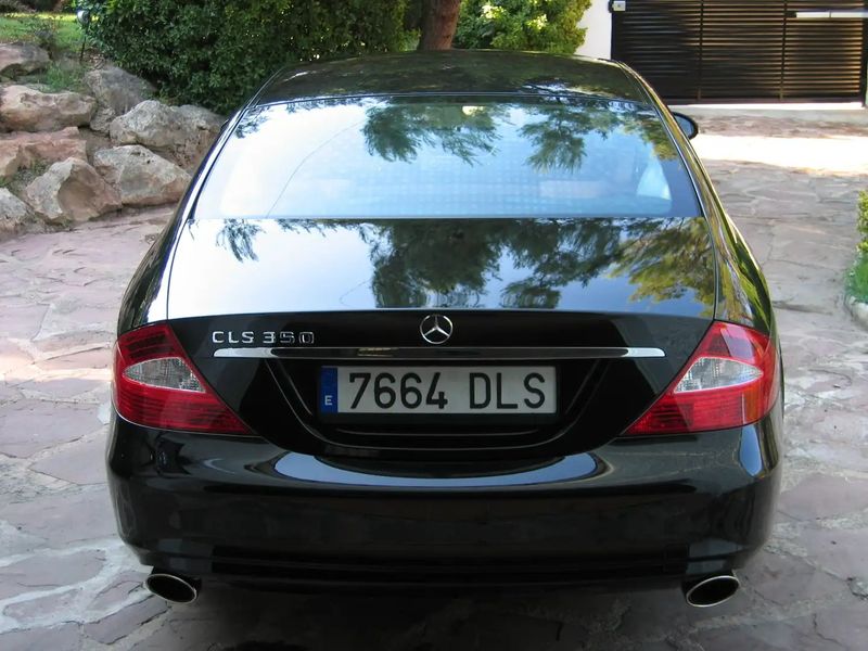 Mercedes-Benz CLS-Class • 2005 • 89,300 km 3