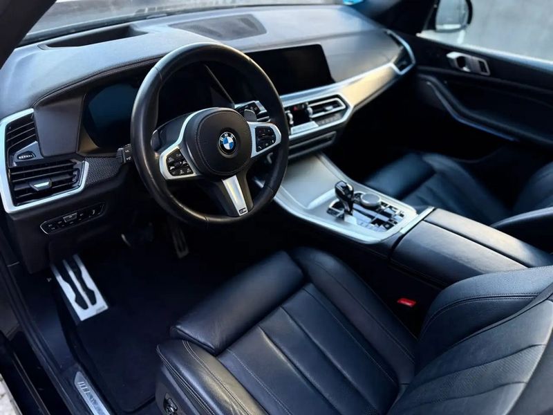 BMW X5 • 2020 • 89,000 km 5