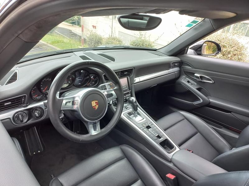 Porsche 911 • 2013 • 114,000 km 5