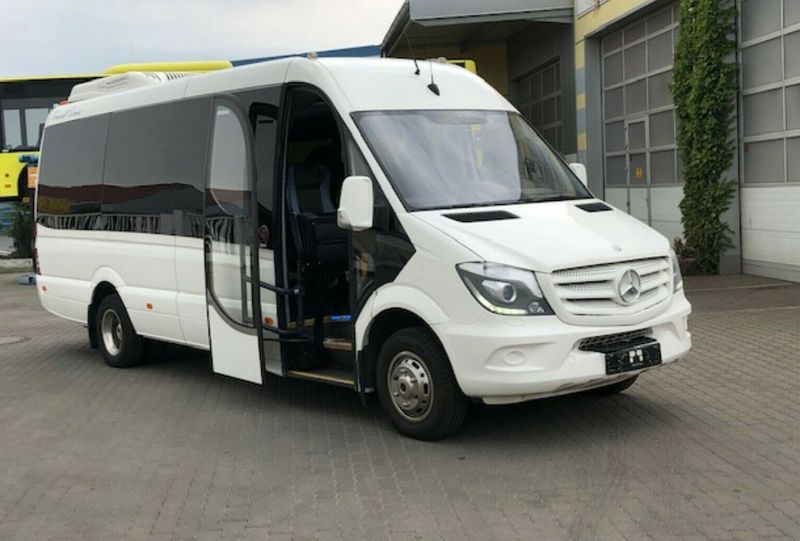 Mercedes-Benz Sprinter • 2015 • 225,800 km 9