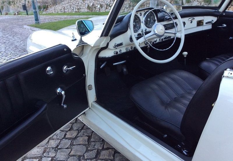Mercedes-Benz SL • 1959 • 93,000 km 5