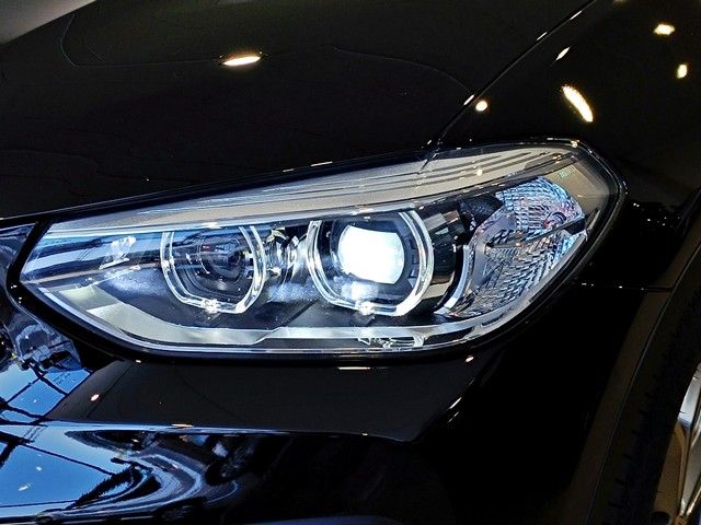 BMW X3 • 2020 • 100,000 km 5