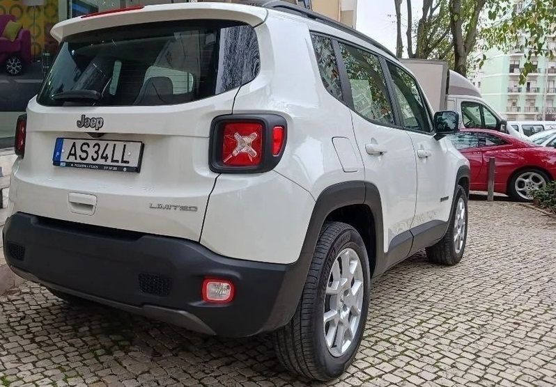Jeep Renegade • 2022 • 30,350 km 2