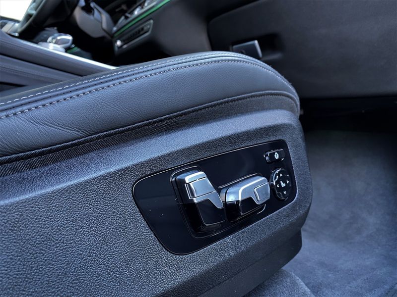 BMW X5 • 2019 • 20,900 km 18