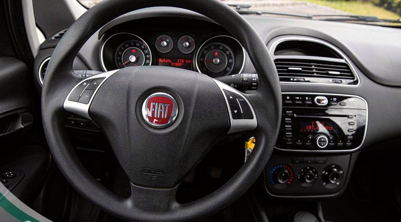 Fiat Punto • 2017 • 59,999 km 5