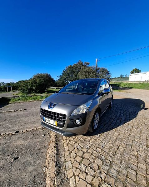 Peugeot 3008 • 2010 • 217,000 km 1