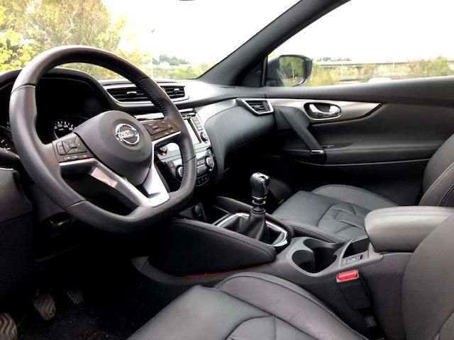 Nissan Qashqai • 2017 • 93,500 km 8