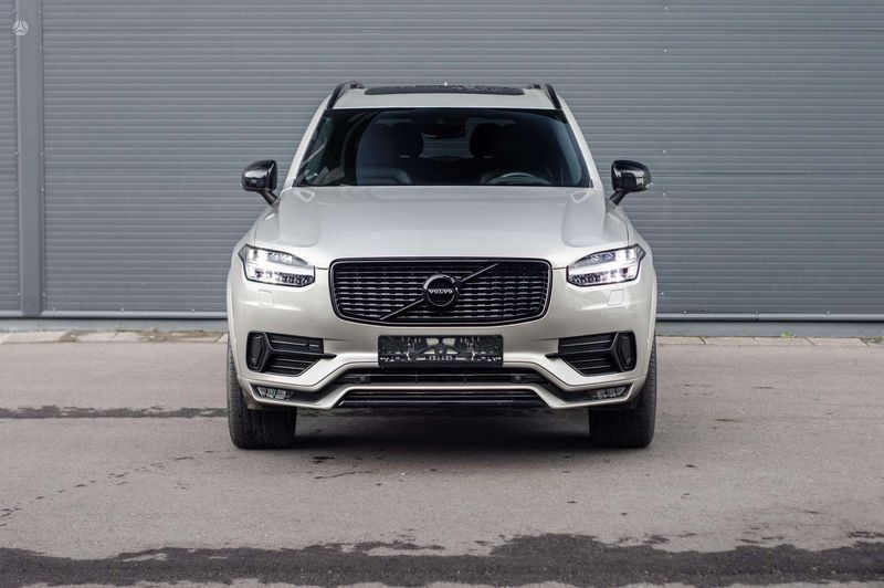 Volvo XC90 • 2016 • 177,000 km 25