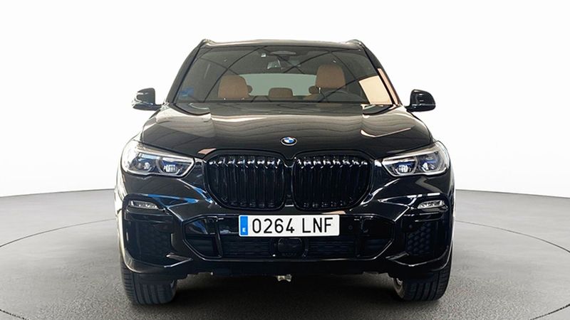 BMW X5 • 2021 • 16,770 km 9