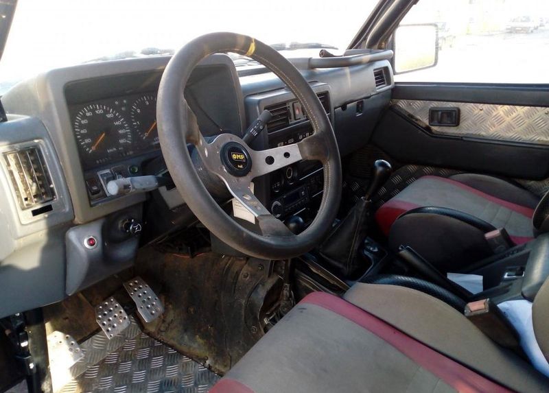 Nissan Patrol • 1993 • 199,999 km 3