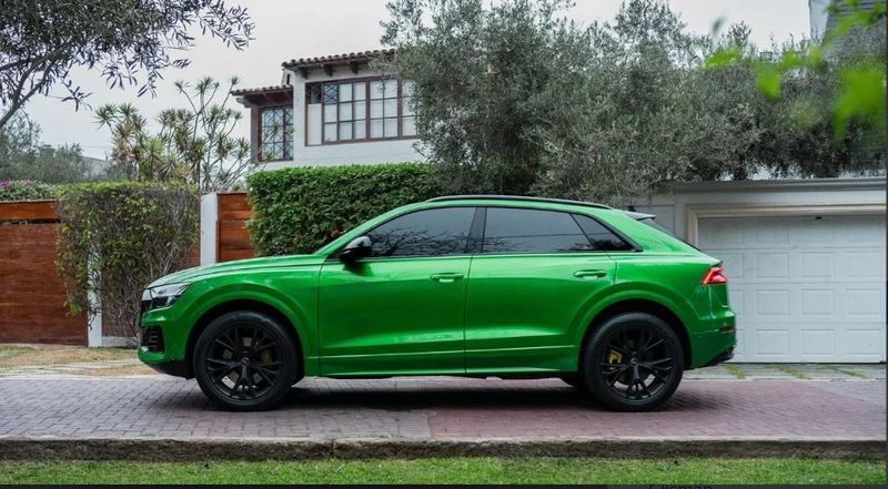 Audi Q8 • 2019 • 85,000 km 2