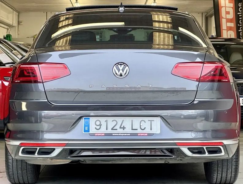 Volkswagen Passat • 2019 • 120,000 km 4