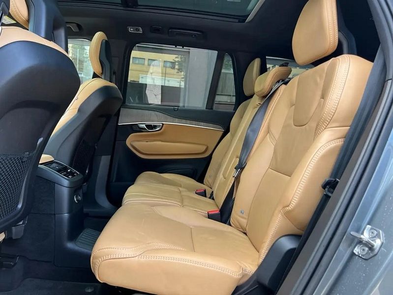 Volvo XC90 • 2020 • 119,000 km 11