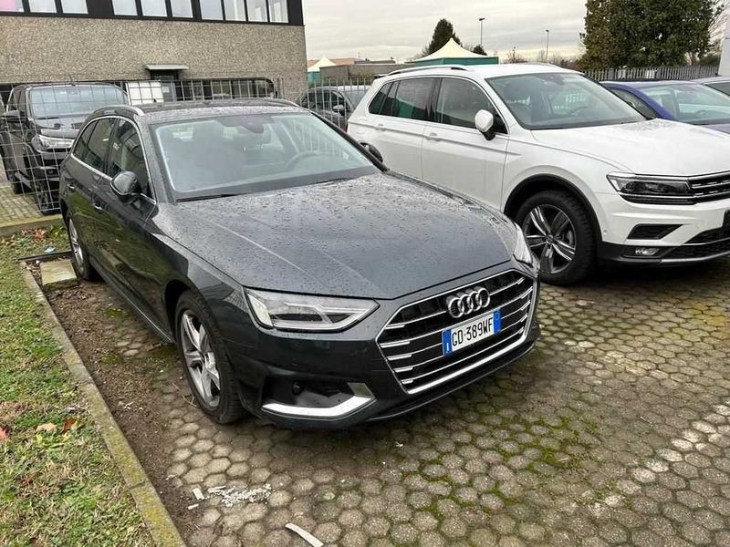 Audi A4 • 2021 • 52,000 km 1