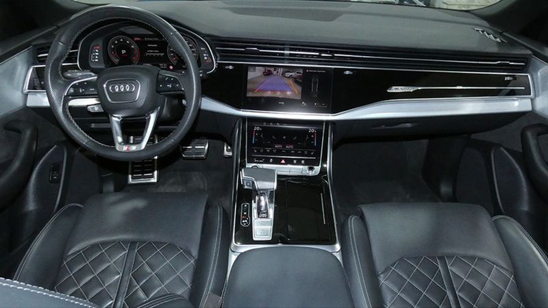 Audi Q8 • 2021 • 62,345 km 9