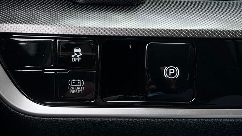 Kia Sportage • 2024 • 5,900 km 19