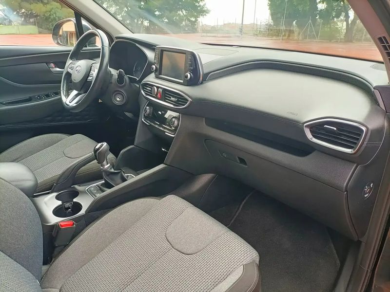 Hyundai Santa Fe • 2020 • 18,400 km 1