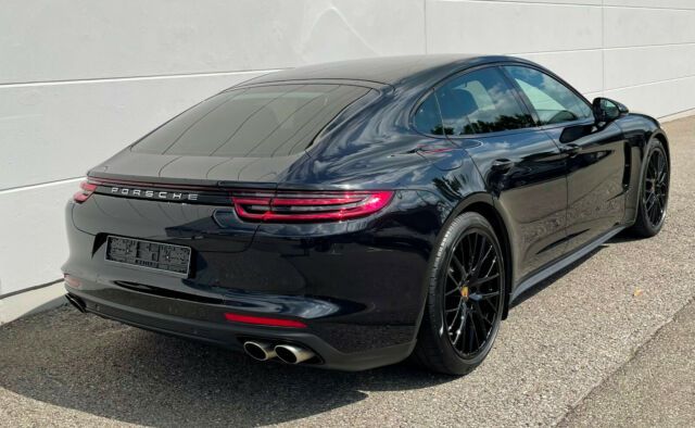 Porsche Panamera • 2016 • 104,000 km 2