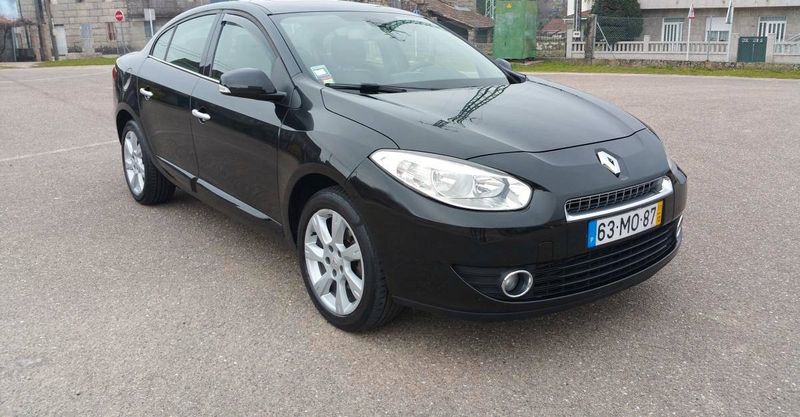 Renault Fluence • 2011 • 200,000 km 1