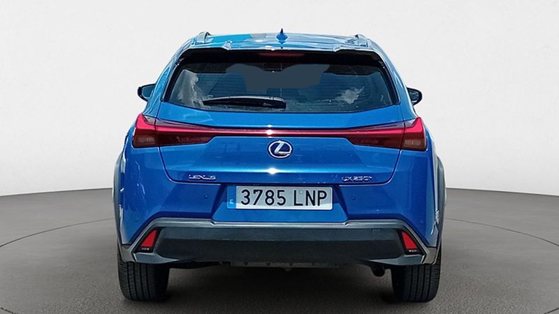 Lexus UX • 2021 • 44,700 km 6