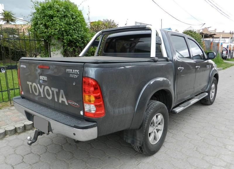 Toyota Hilux • 2011 • 150,000 km 2