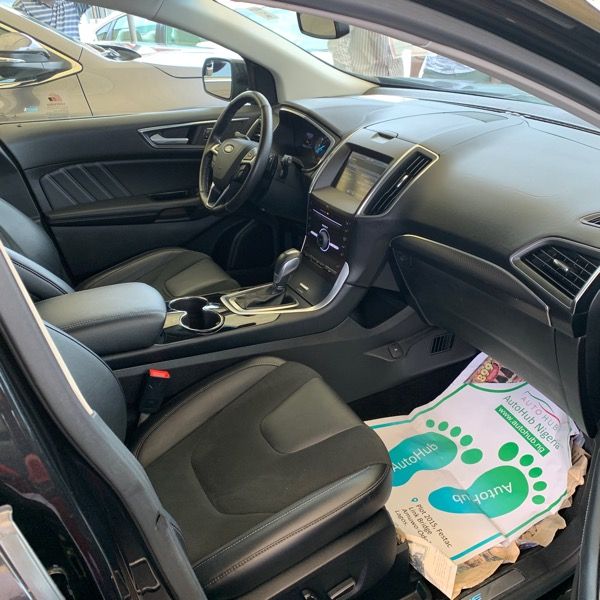 Ford Edge • 2012 • 21 km 3