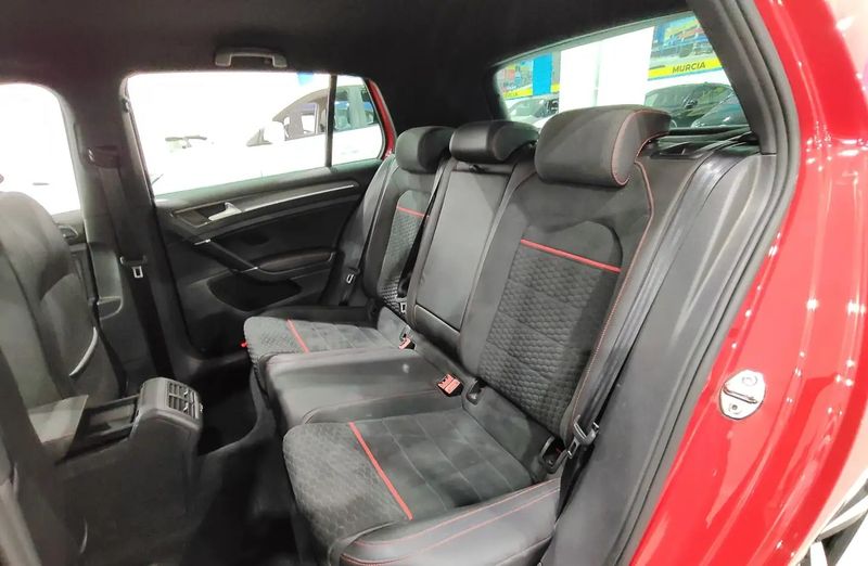 Volkswagen Golf GTI • 2017 • 94,229 km 5