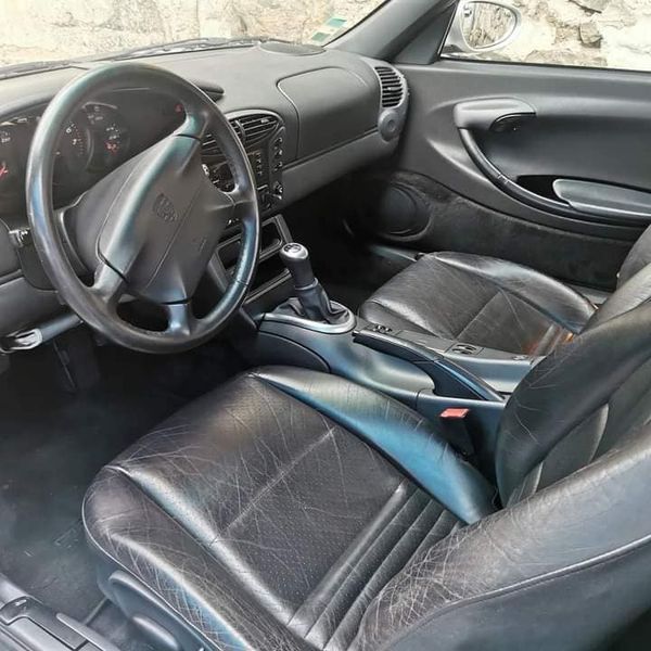 Porsche Boxster • 2008 • 60,000 km 4