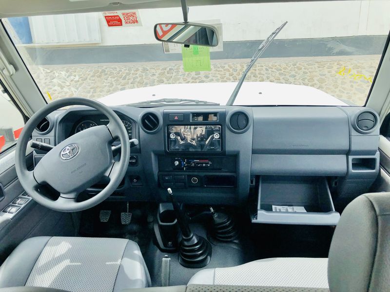 Toyota Land Cruiser • 2023 • 0 km 4