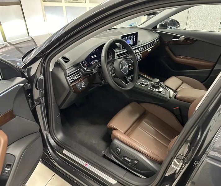 Audi A4 • 2019 • 30,500 km 5