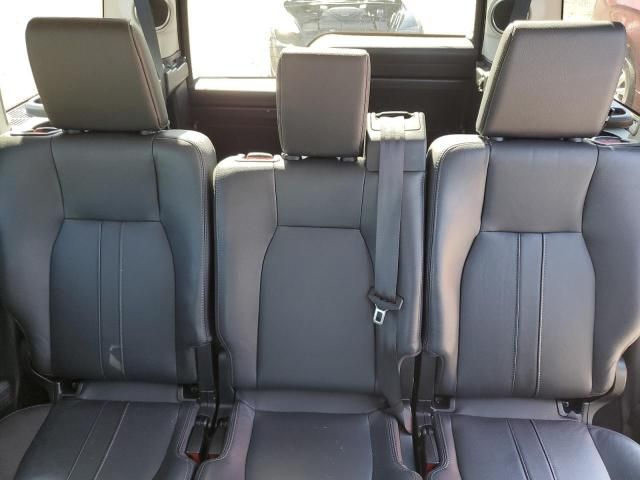 Land Rover LR4 • 2016 • 10,000 mi 9