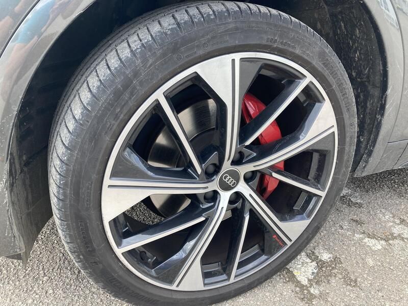 Audi Q5 Sportback • 2022 • 76,769 km 26