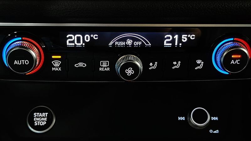 Audi Q3 • 2024 • 13,924 km 33