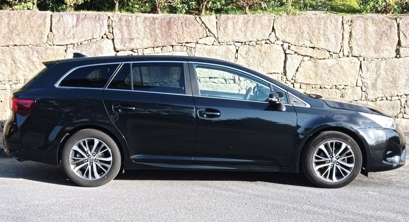 Toyota Avensis • 2015 • 99,500 km 4