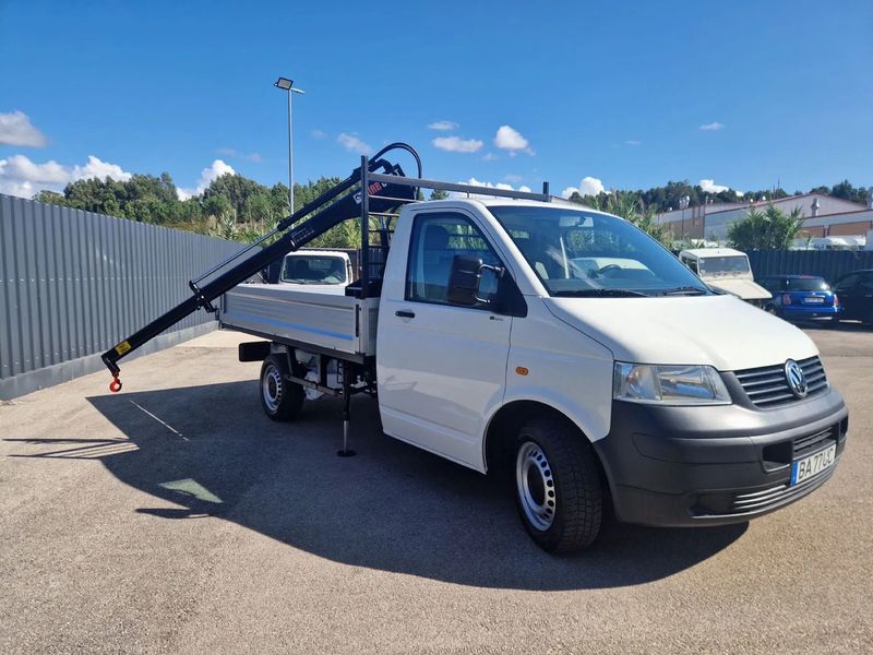 Volkswagen T5 • 2004 • 205,000 km 5