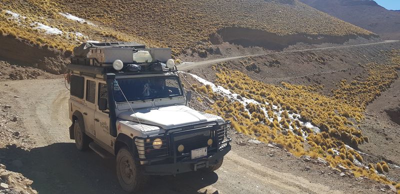 Land Rover Defender • 2002 • 357,338 km 3